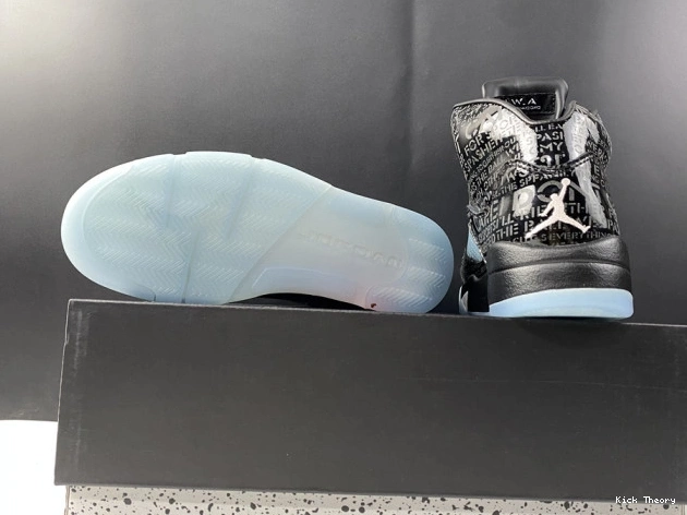 Kick Theory 633068-010 5 AIR Retro Doernbecher Jordan 0814